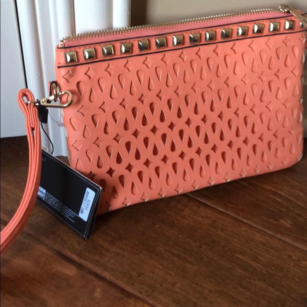 Small coral wristlet NWT